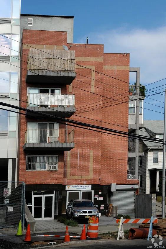 42-11 Parsons Boulevard 4-B Flushing Flushing, NY 11355