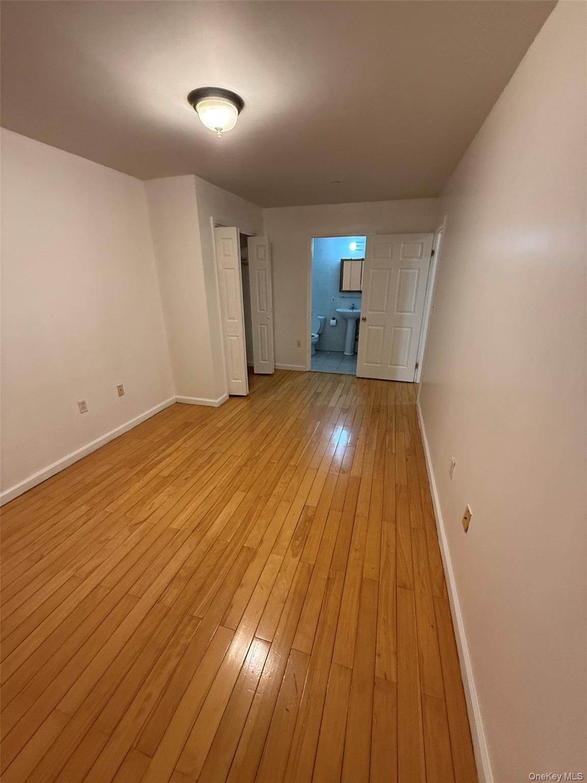 42-11 Parsons Boulevard 4-B Flushing Flushing, NY 11355