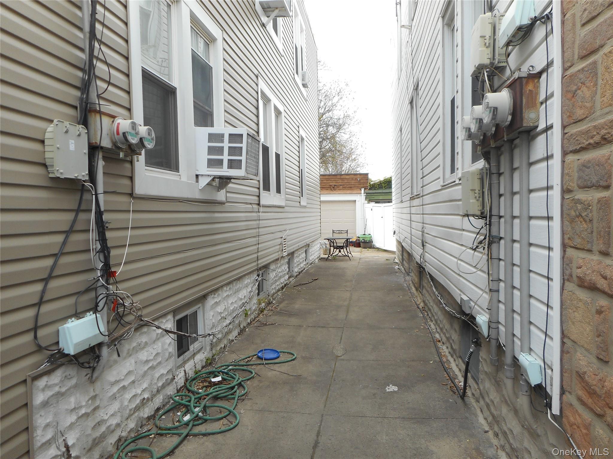 8913 Avenue M Brooklyn, NY 11236