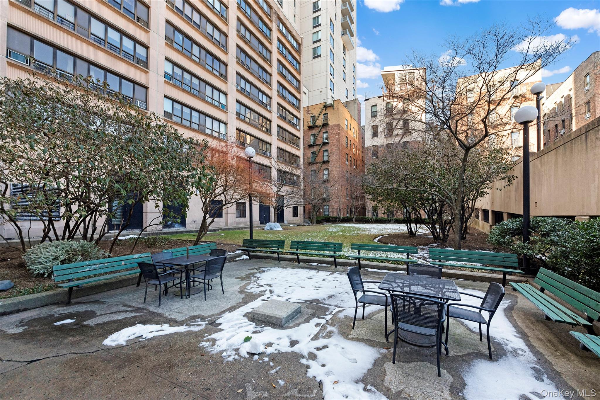 301 Cathedral Parkway 3-M New York , NY 10026