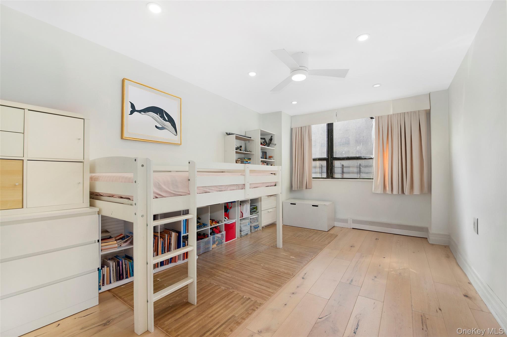 301 Cathedral Parkway 3-M New York , NY 10026