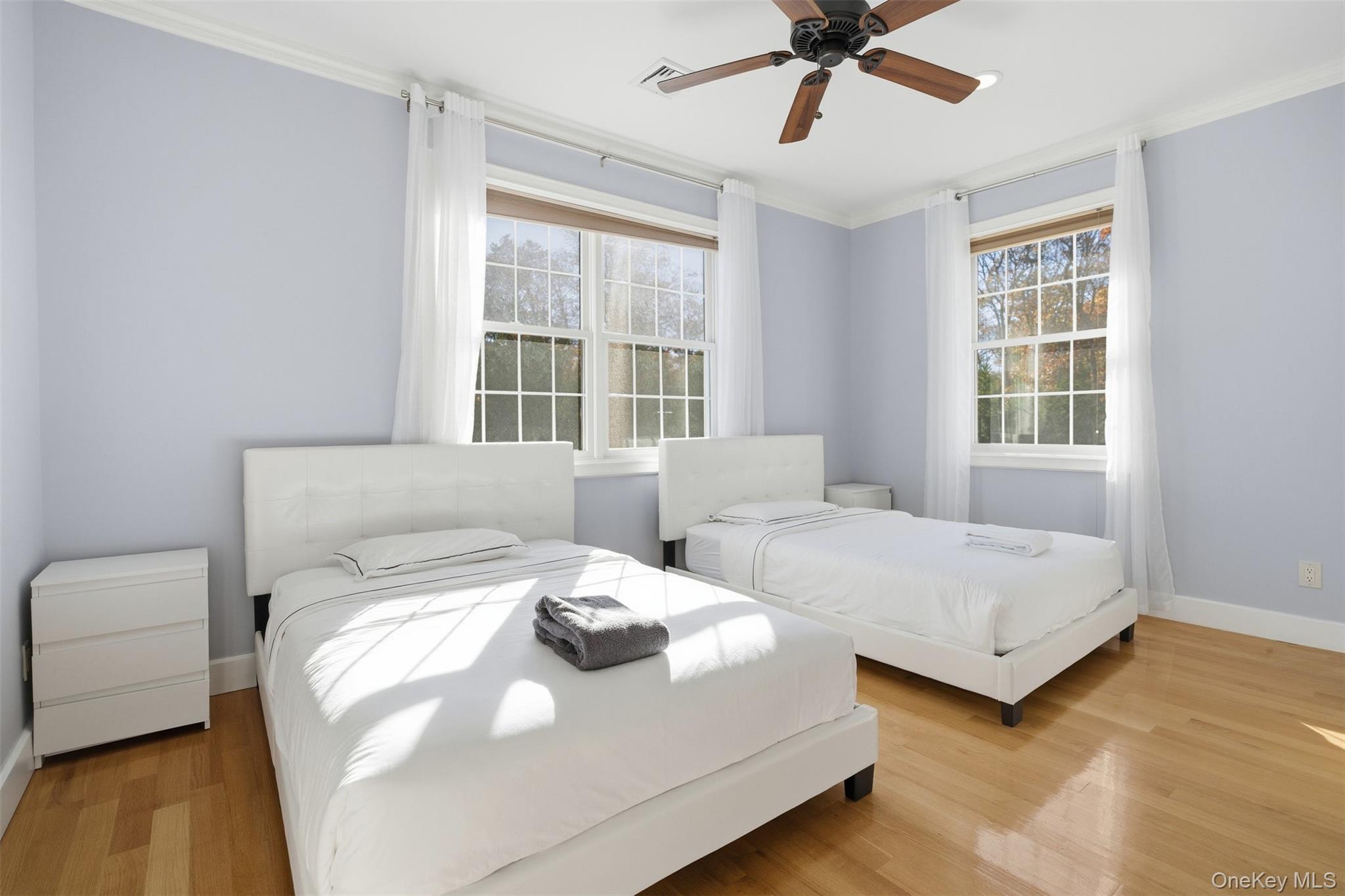 33A Newtown Road Hampton Bays Hampton Bays, NY 11946