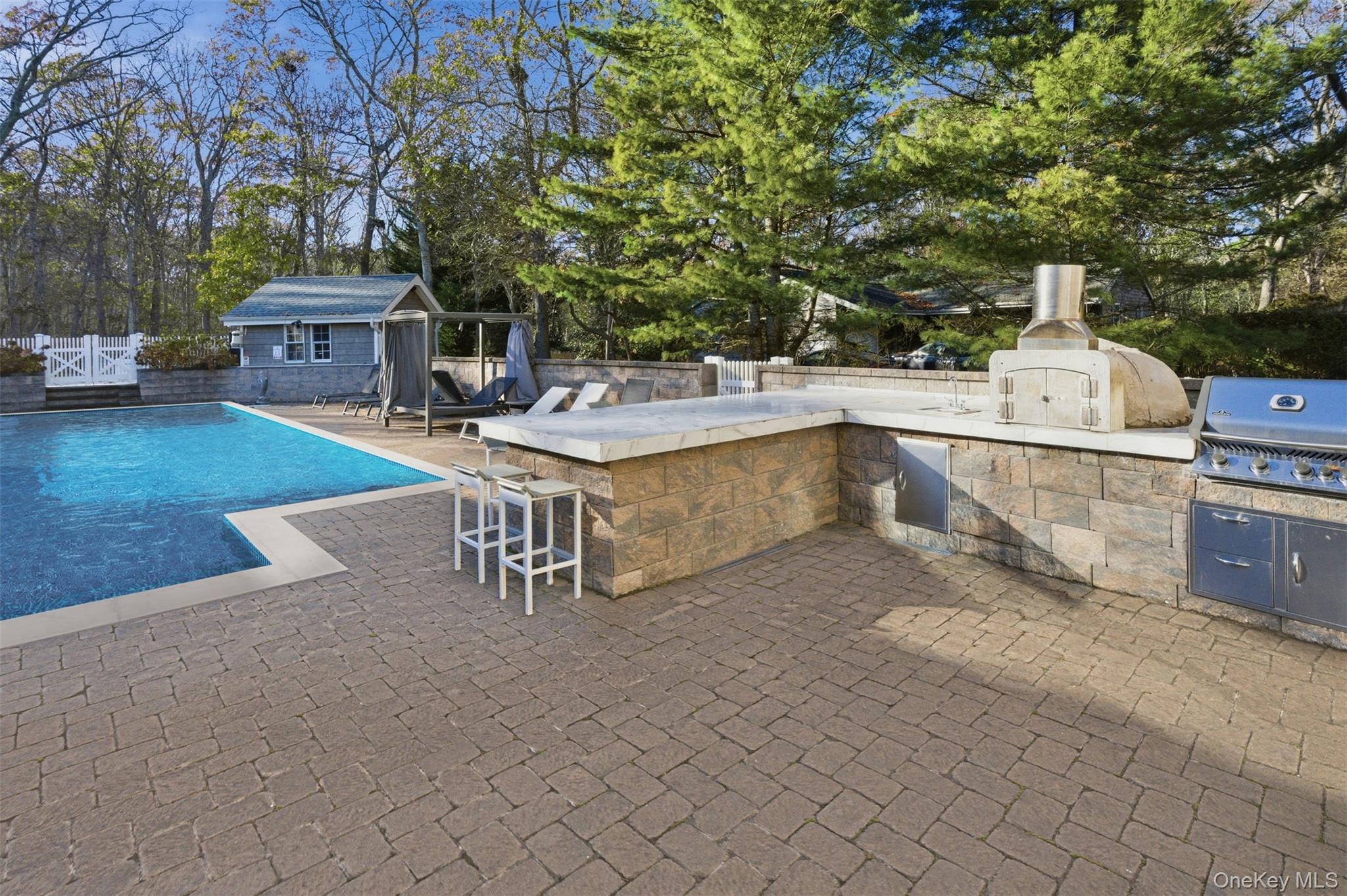 33A Newtown Road Hampton Bays Hampton Bays, NY 11946