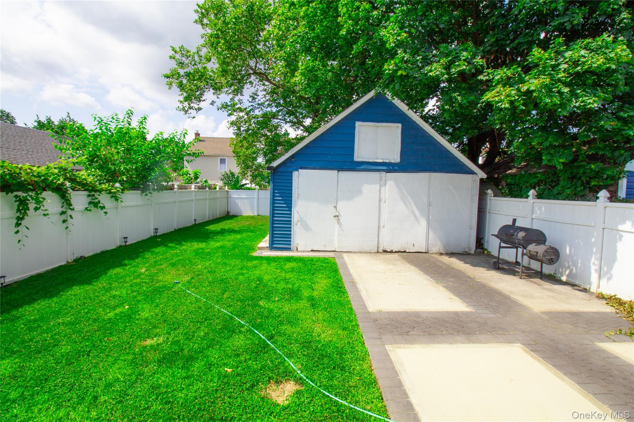 361 East Columbia Street Hempstead Hempstead, NY 11550