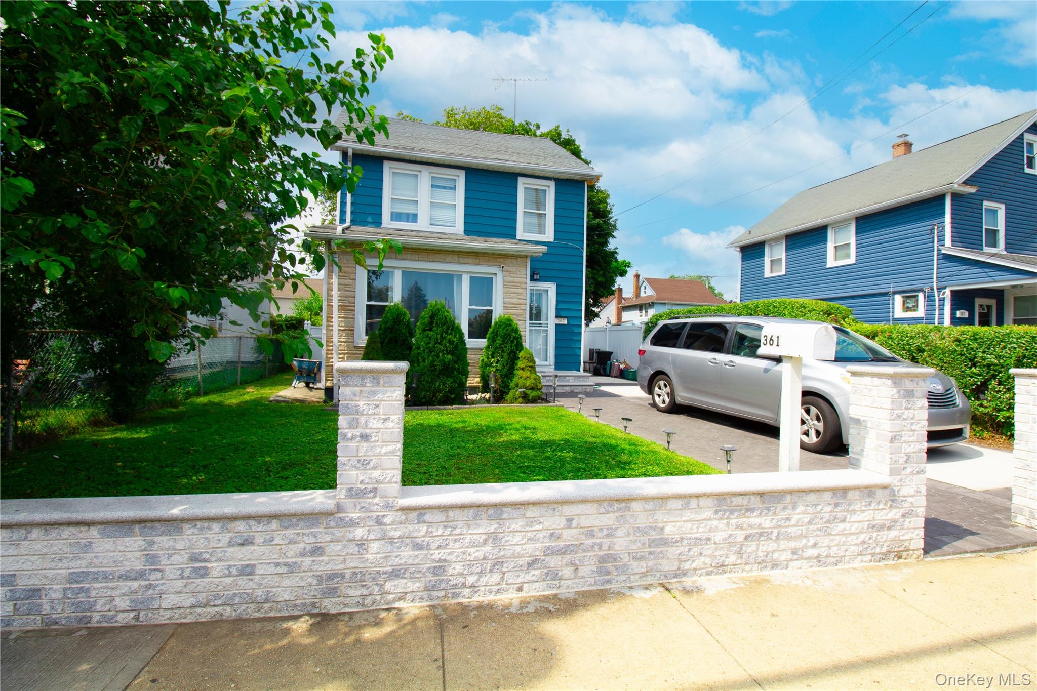 361 East Columbia Street Hempstead Hempstead, NY 11550