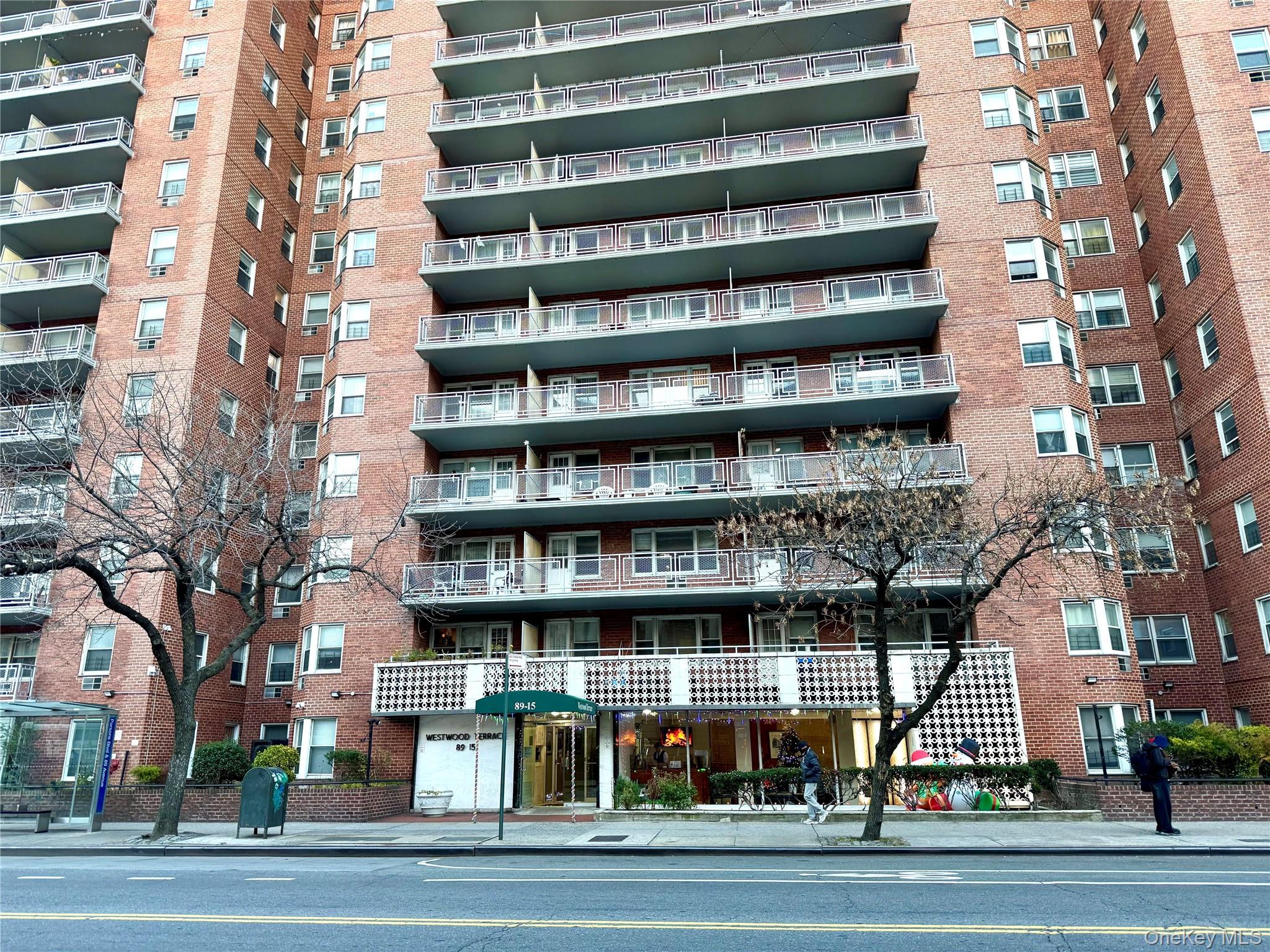 89-15 Parsons Boulevard 9-C Jamaica Jamaica, NY 11432
