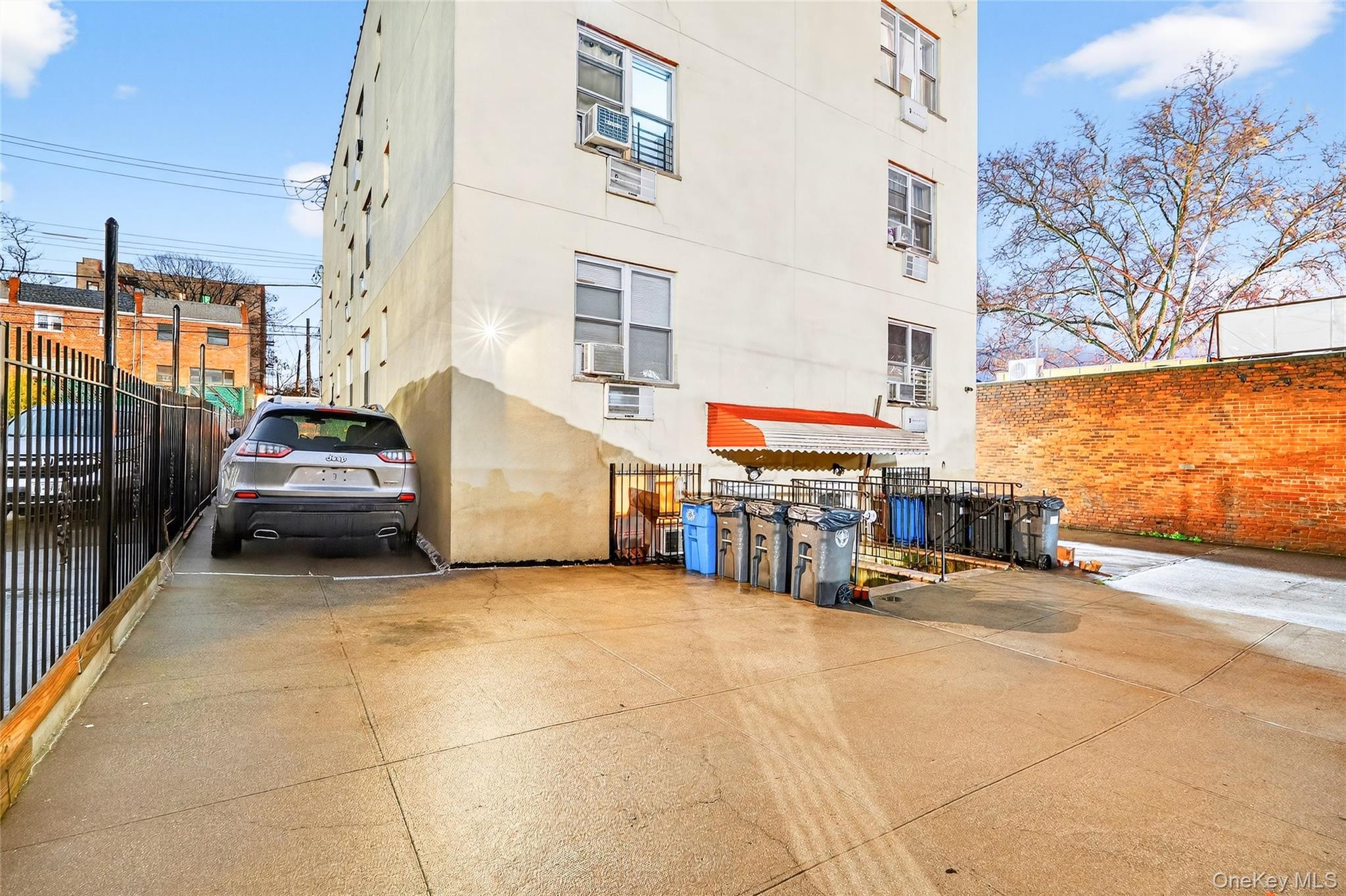 1459 Rosedale Avenue Bronx, NY 10460