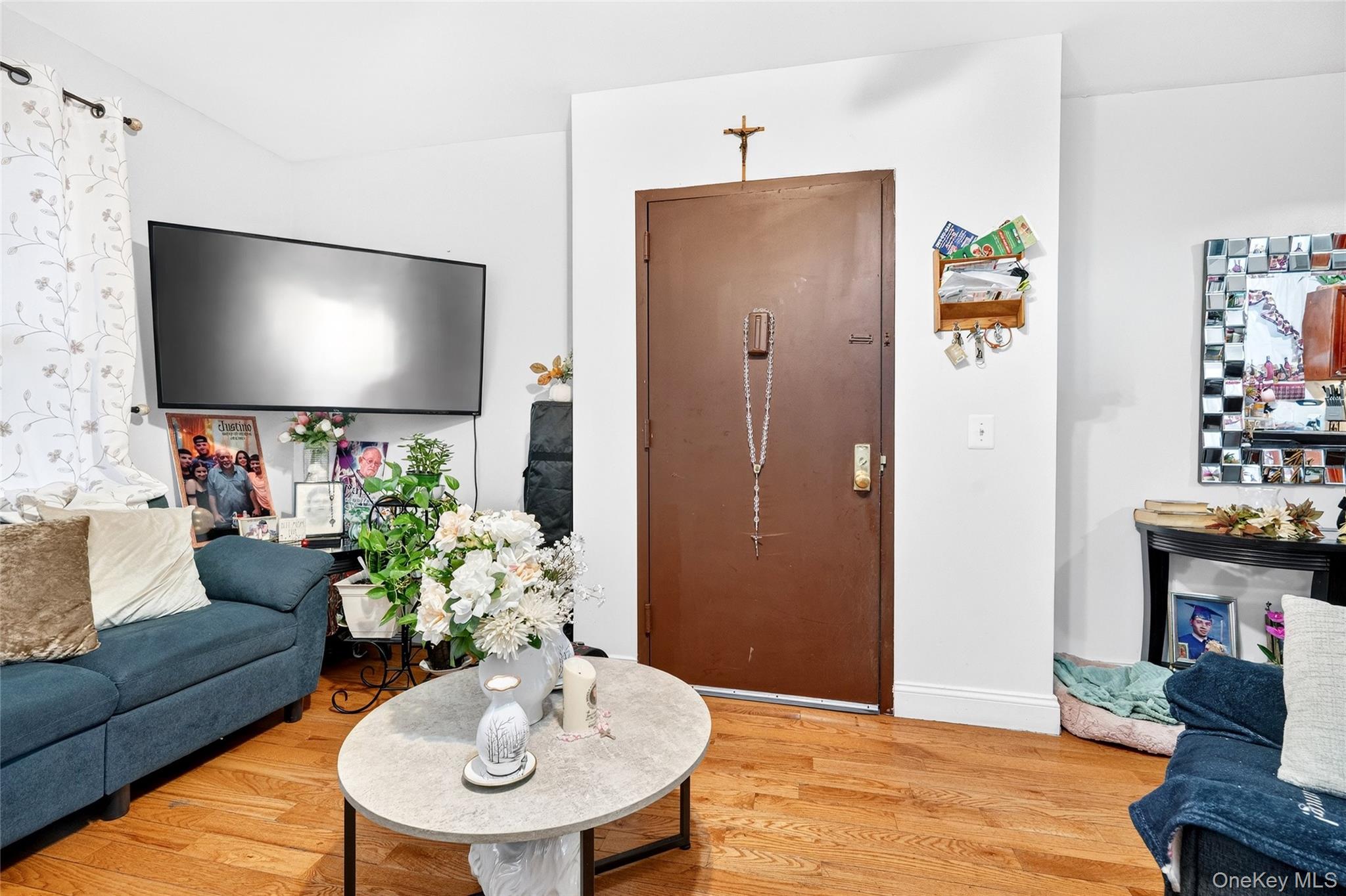 1459 Rosedale Avenue Bronx, NY 10460