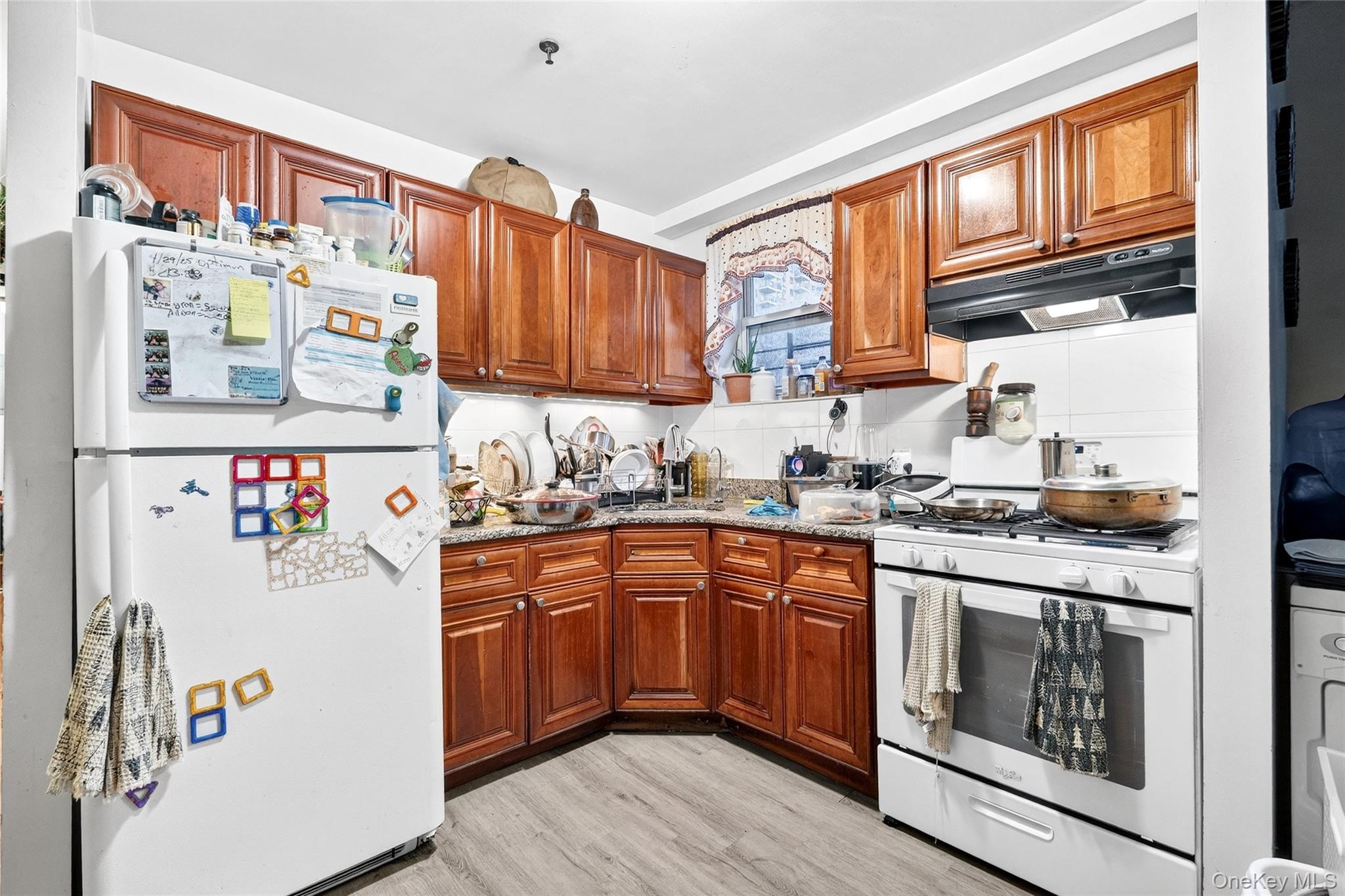 1459 Rosedale Avenue Bronx, NY 10460