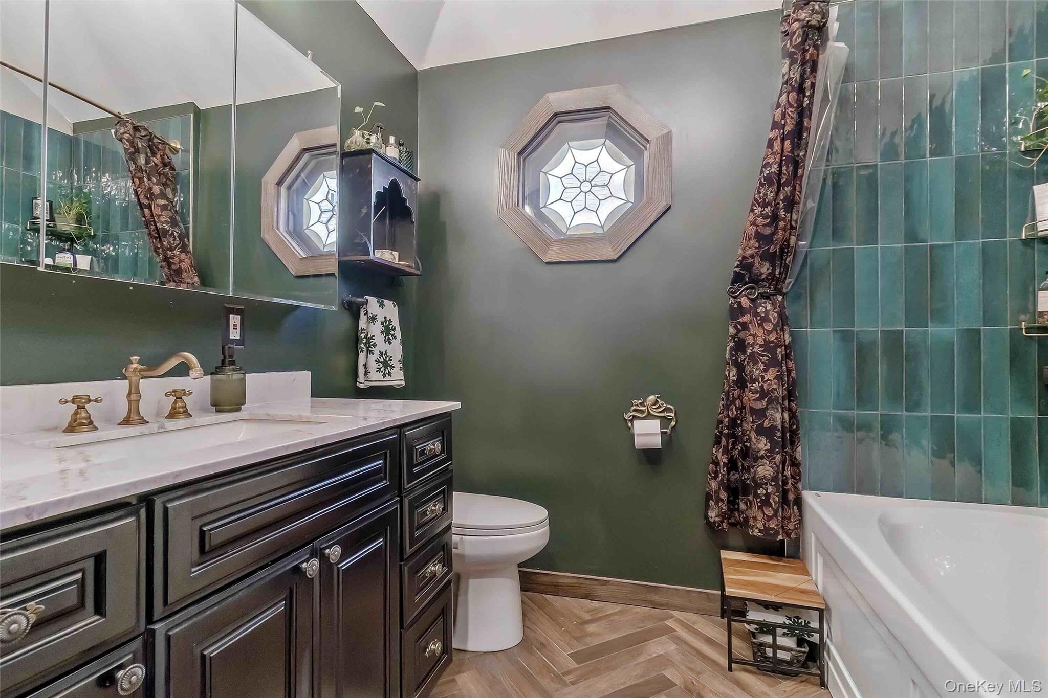 27 West 11th Road Broad Channel Broad Channel, NY 11693