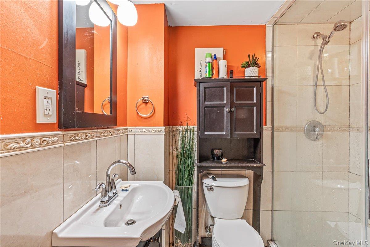 99-46 163rd Drive Howard Beach Howard Beach, NY 11414