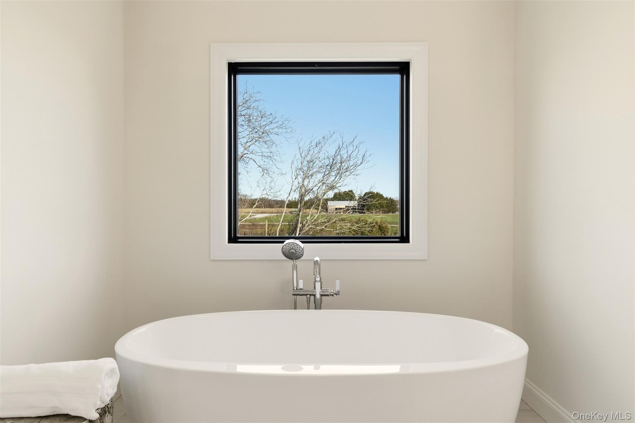 26 Tuthills Lane Jamesport Jamesport, NY 11947