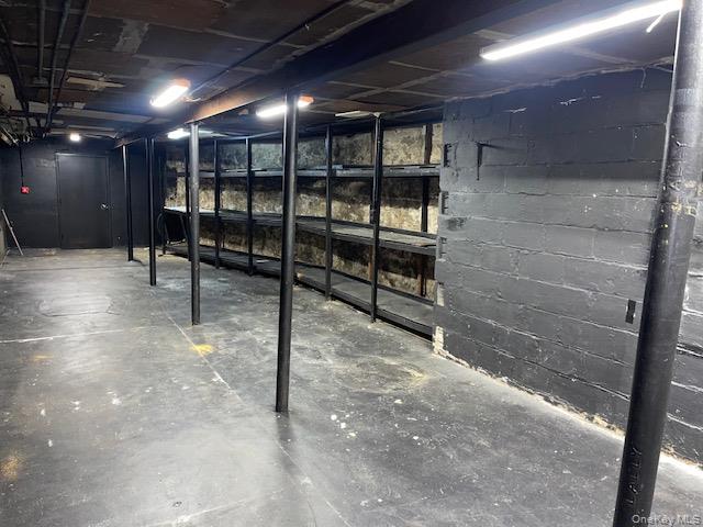 56-19 Metropolitan Avenue Ridgewood Ridgewood, NY 11385