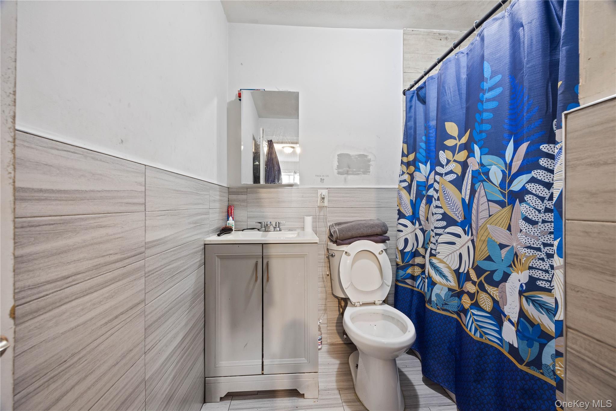 2611 Decatur Avenue Bronx, NY 10458