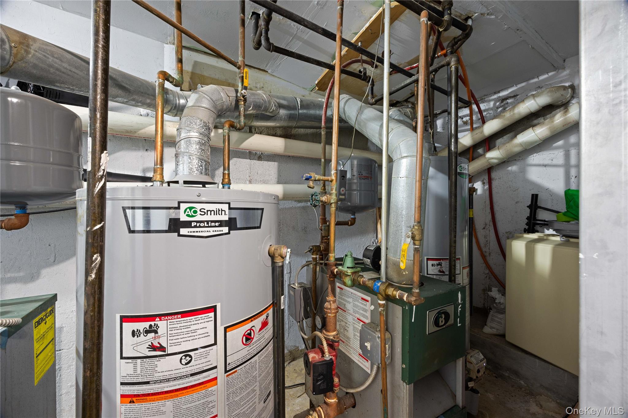 2611 Decatur Avenue Bronx, NY 10458