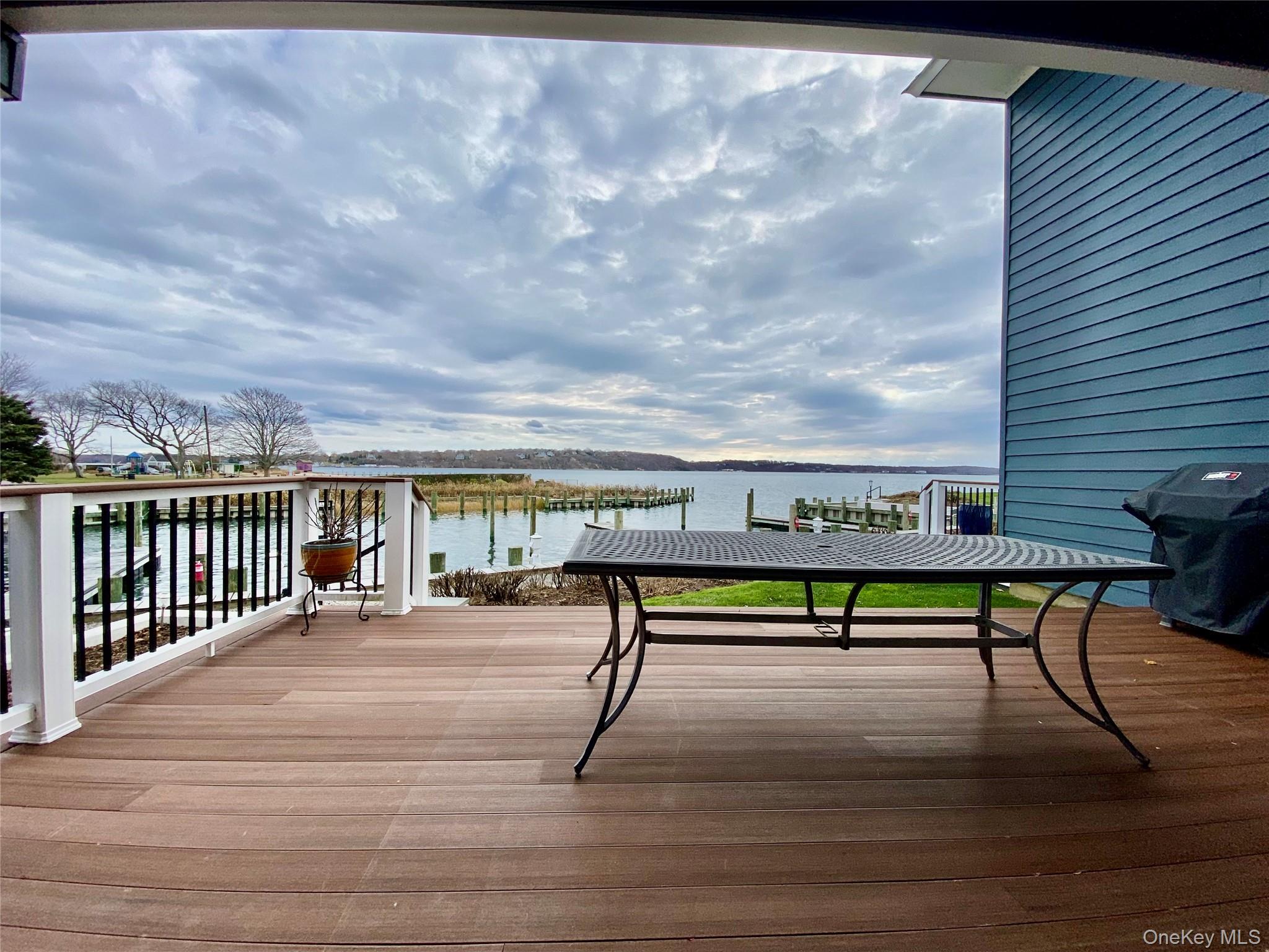 131 6th Street G Greenport Greenport, NY 11944