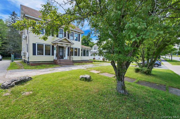 541 Broadway Out of NYC Monticello, NY 12701