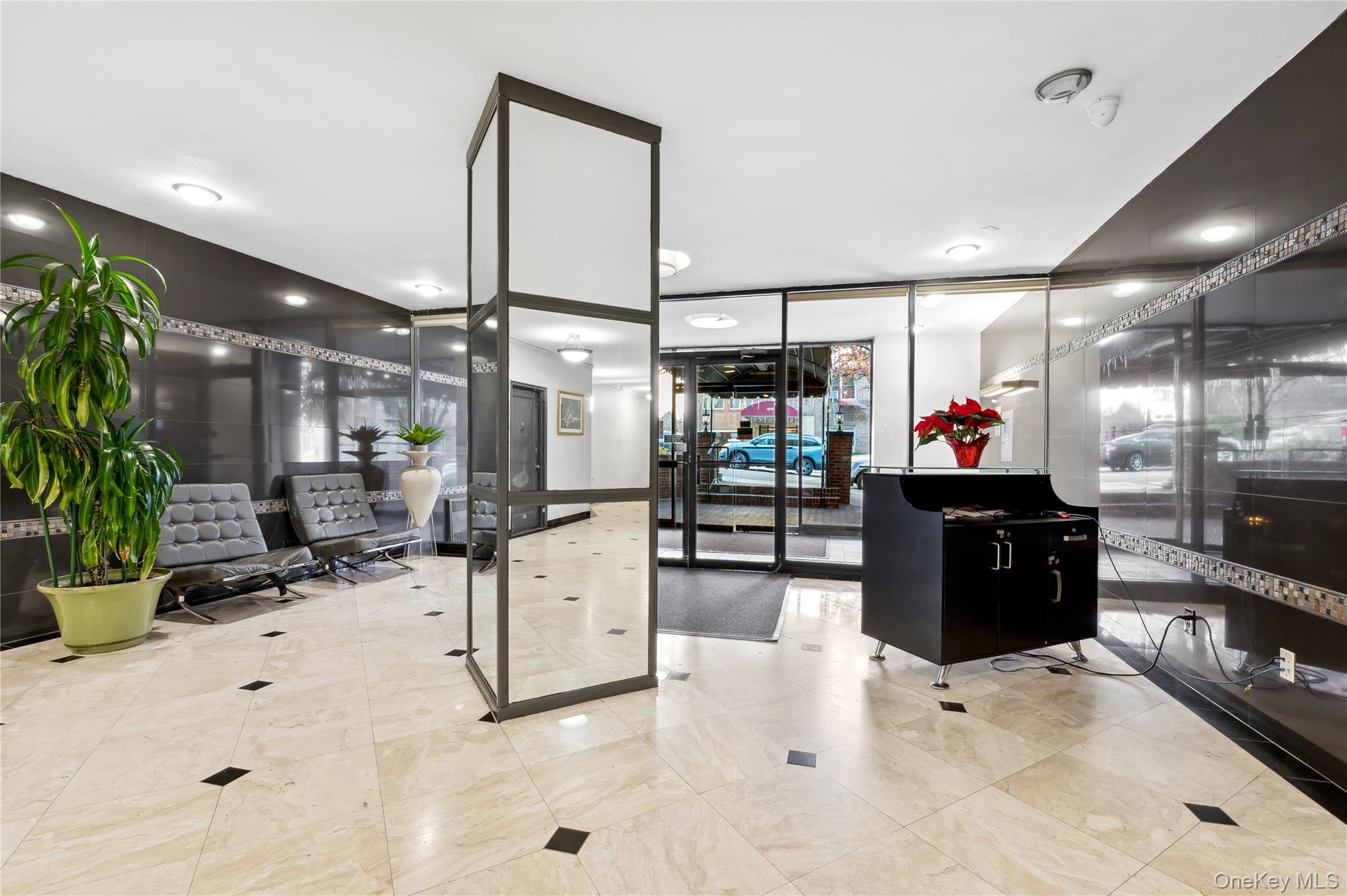 67-30 Clyde Street 7-K Forest Hills Forest Hills, NY 11375