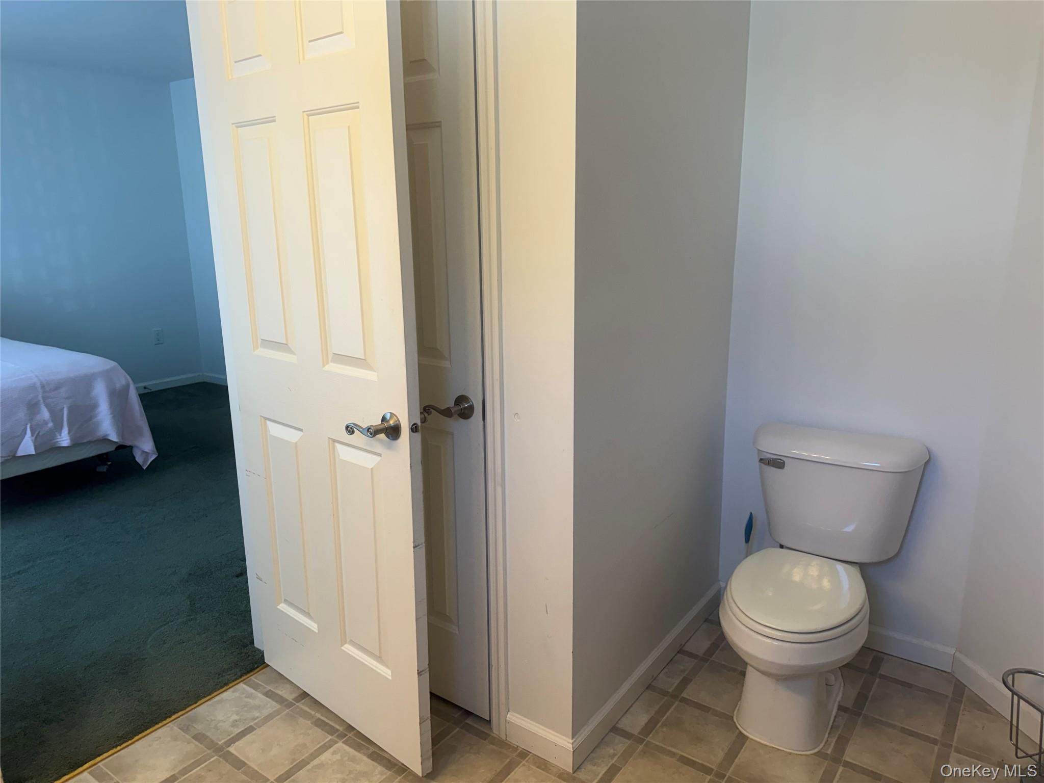 1407 Middle Road 275 Calverton Calverton, NY 11933