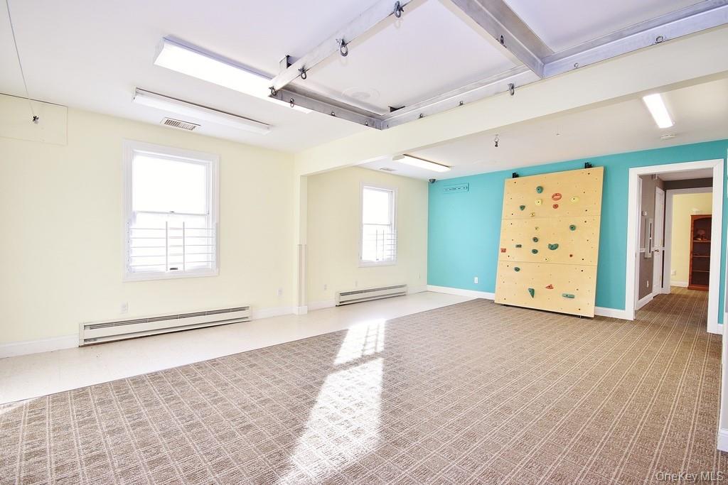 534 Route 6 Out of NYC Mahopac, NY 10541