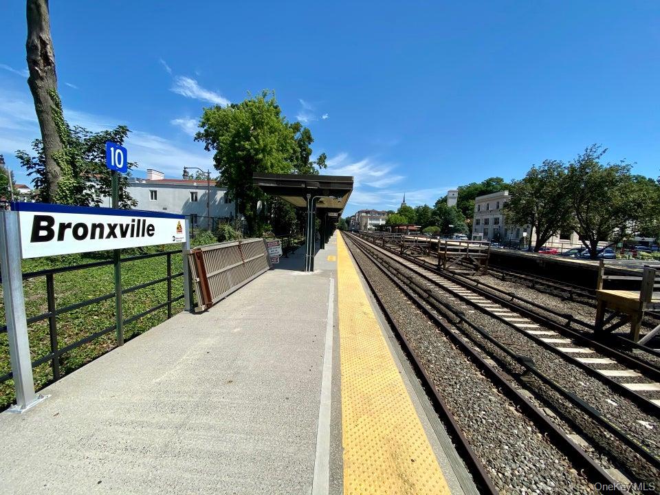 682 TUCKAHOE Road 3-D Yonkers Yonkers, NY 10710