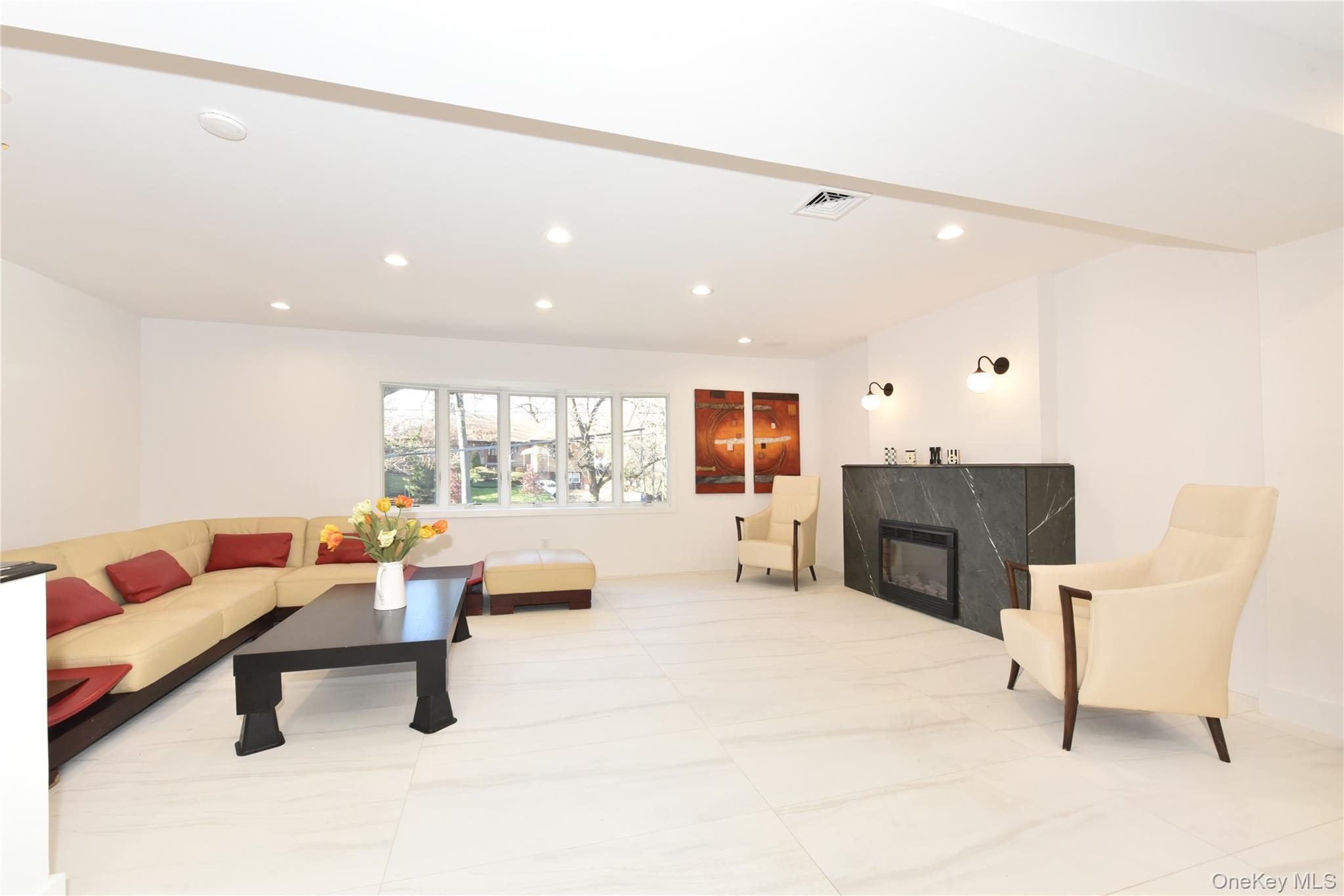 85-35 Midland Parkway Jamaica Estates Jamaica Estates, NY 11432