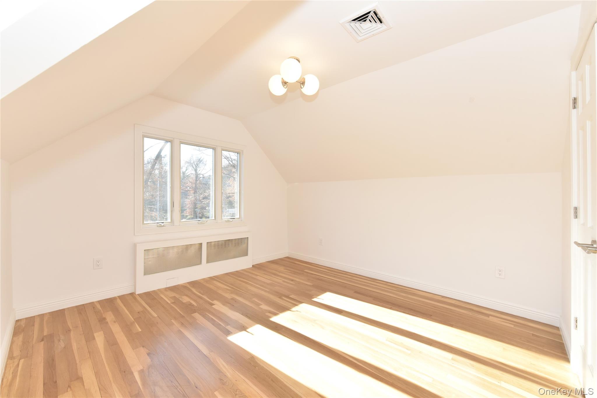 85-35 Midland Parkway Jamaica Estates Jamaica Estates, NY 11432