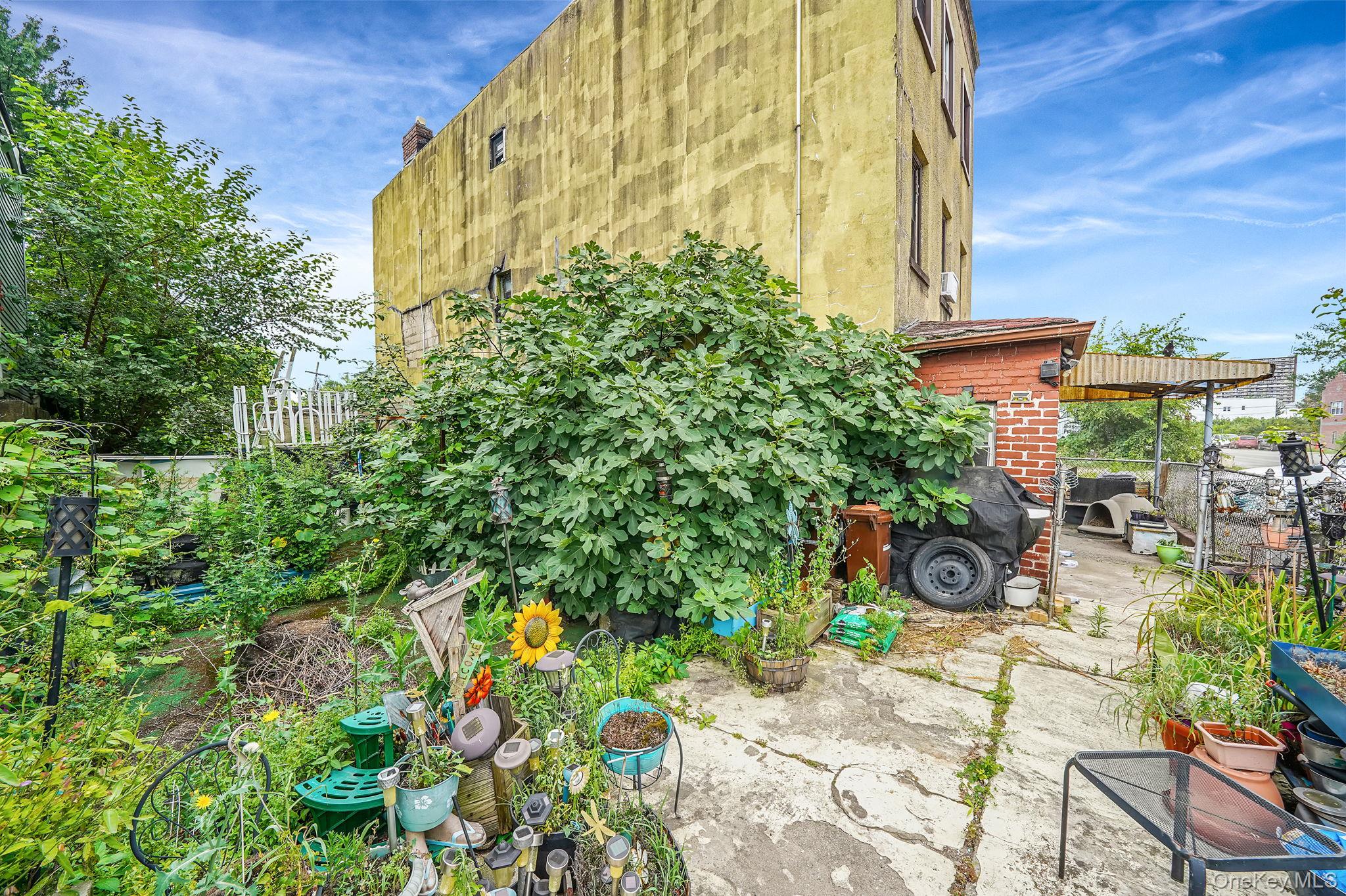 7602 Blake Avenue Howard Beach Howard Beach, NY 11414