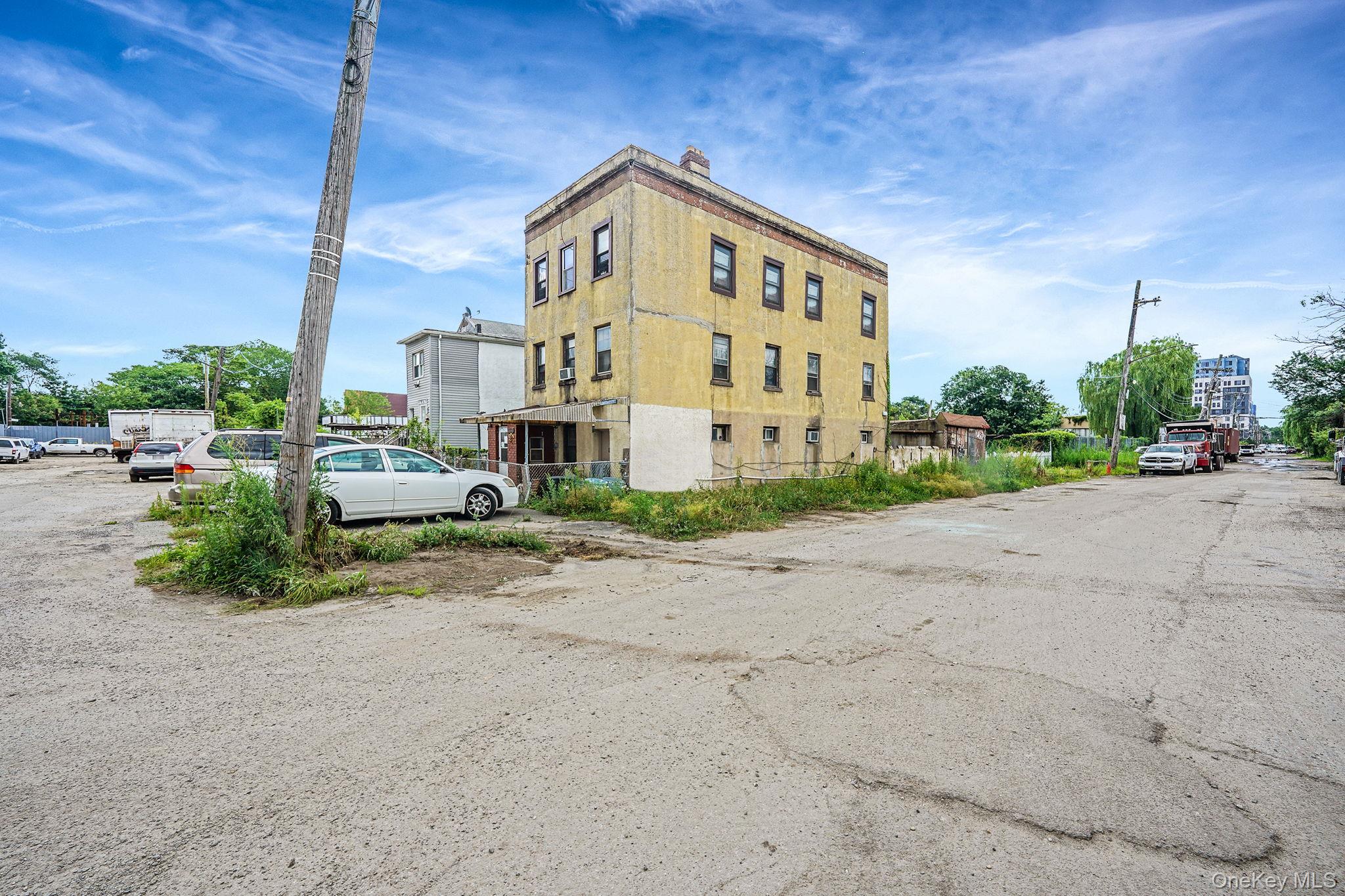 7602 Blake Avenue Howard Beach Howard Beach, NY 11414