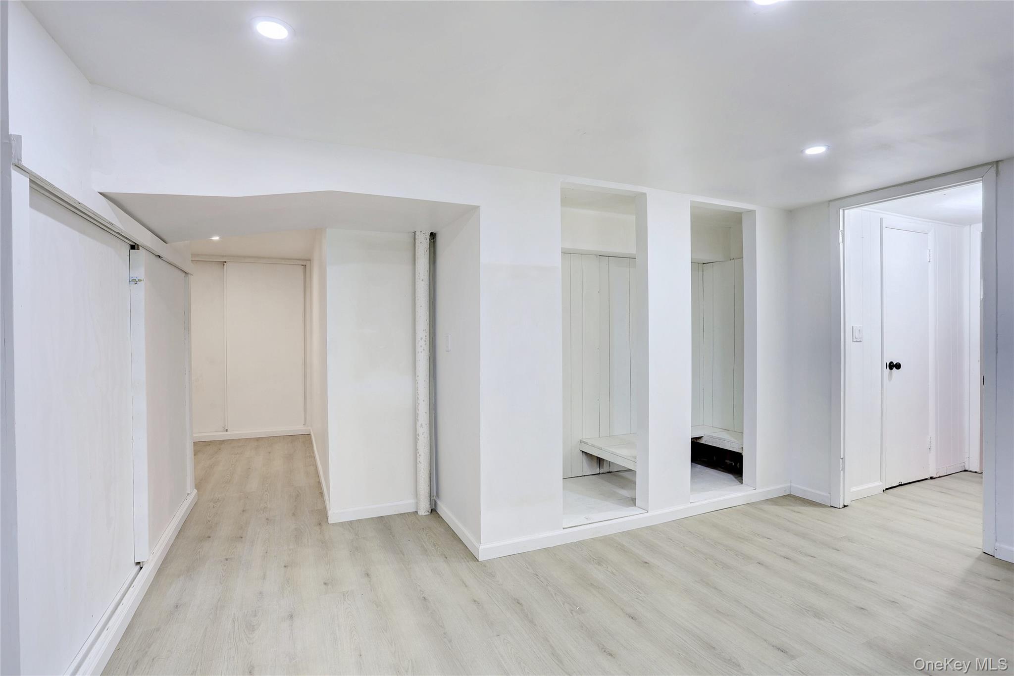 160 Pascack Road Out of NYC Chestnut Ridge, NY 10965