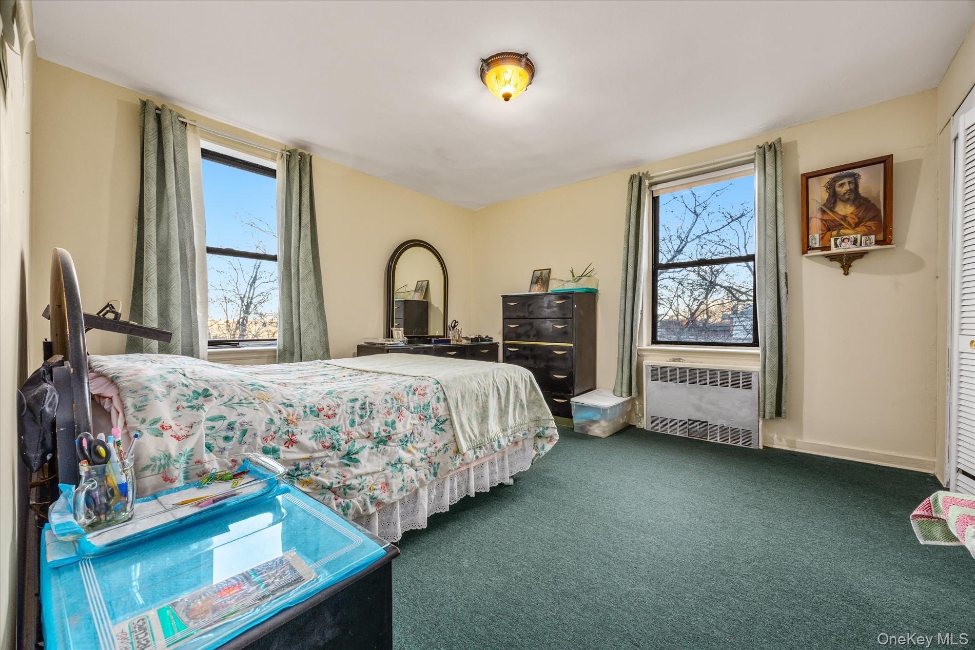 52-35 39th Road 2-C Woodside Woodside, NY 11377