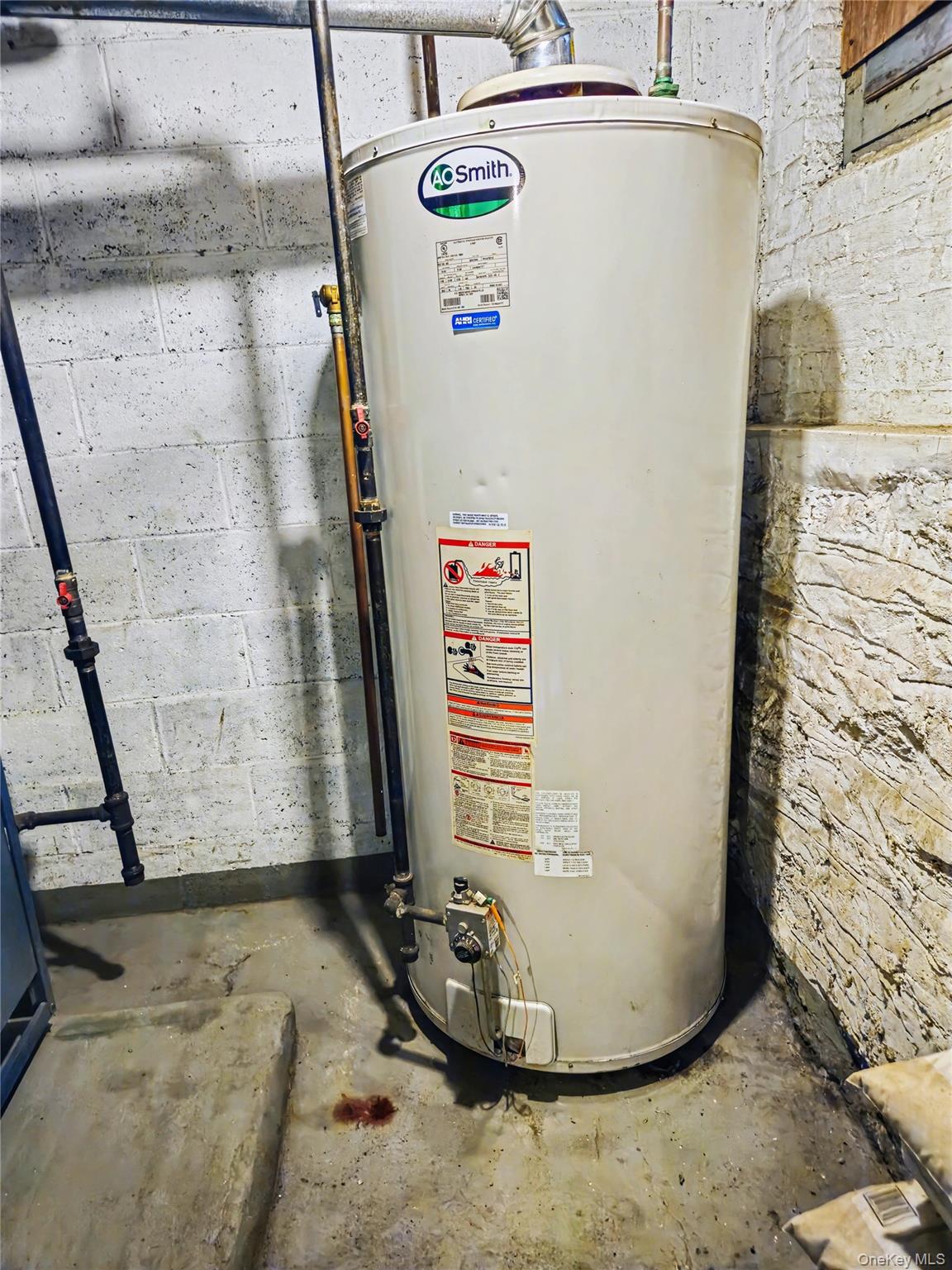 1722 Putnam Avenue Ridgewood Ridgewood, NY 11385