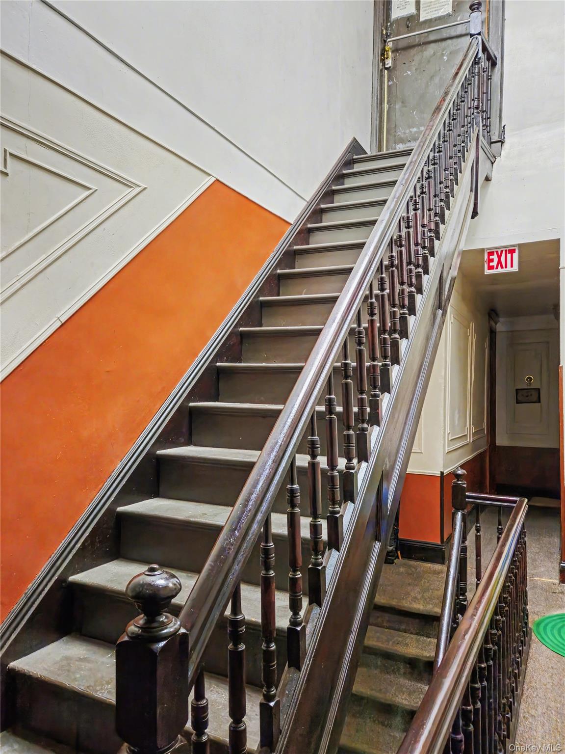 1722 Putnam Avenue Ridgewood Ridgewood, NY 11385