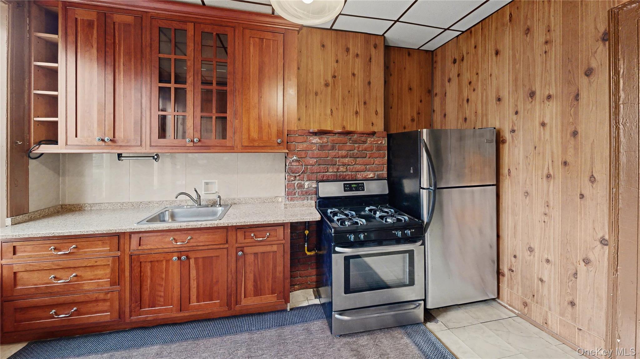 1722 Putnam Avenue Ridgewood Ridgewood, NY 11385