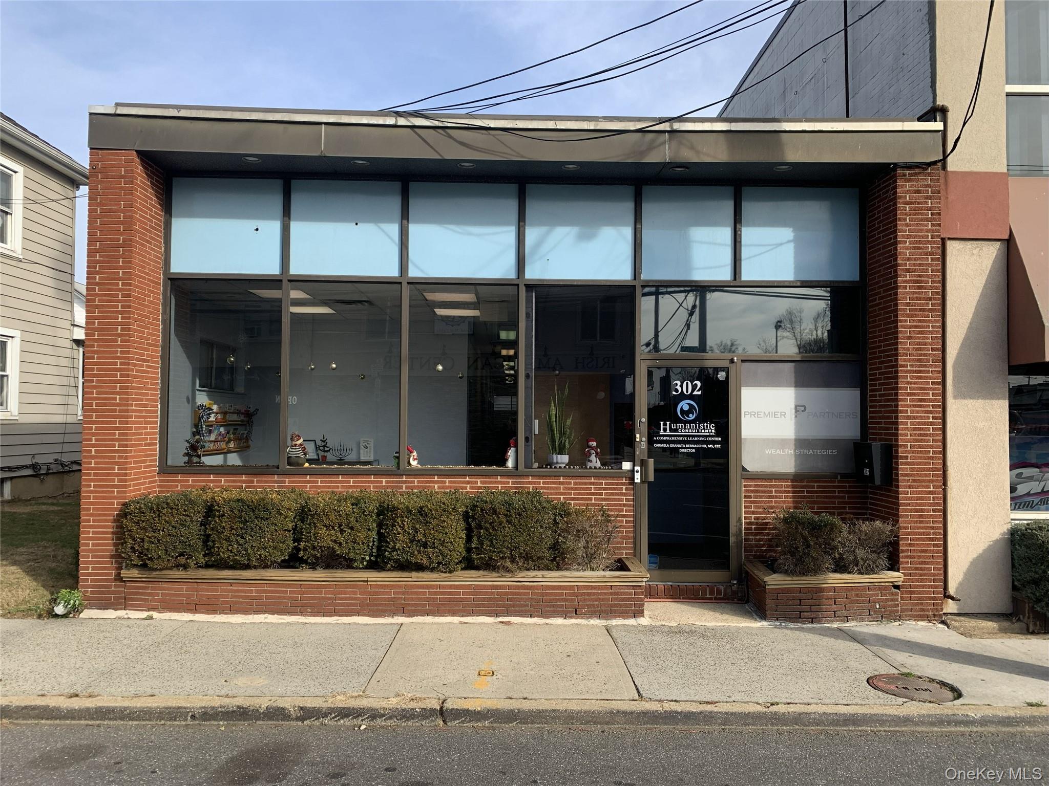 302 Willis Avenue Mineola Mineola, NY 11501