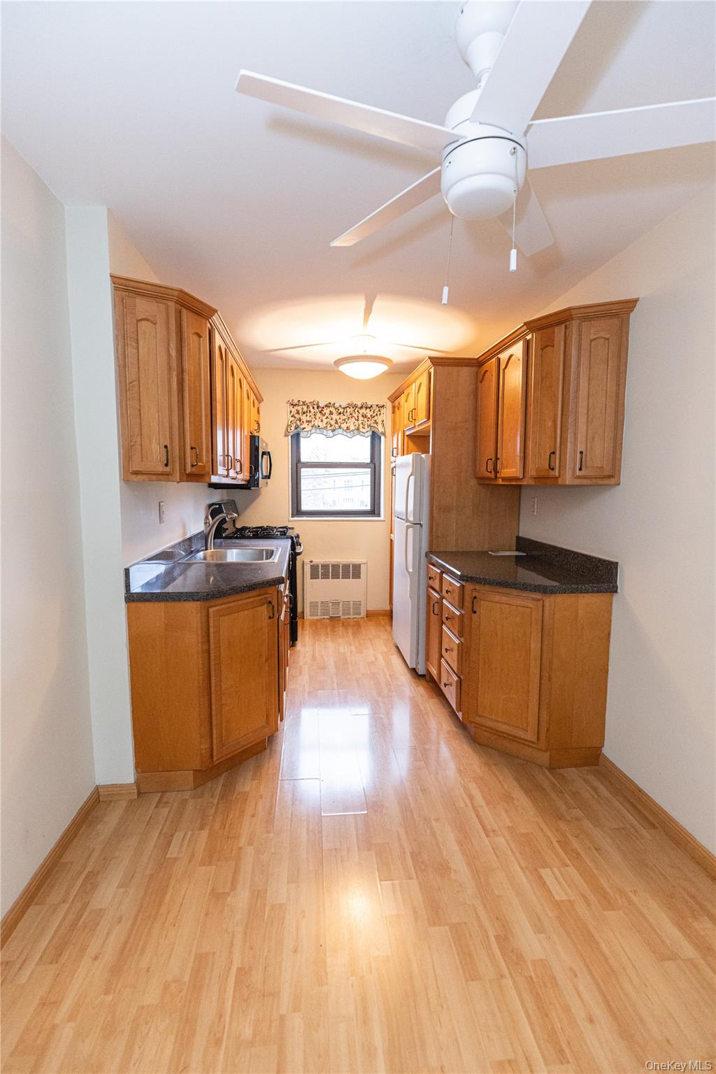 266 Pelham Road 4-H New Rochelle New Rochelle, NY 10805