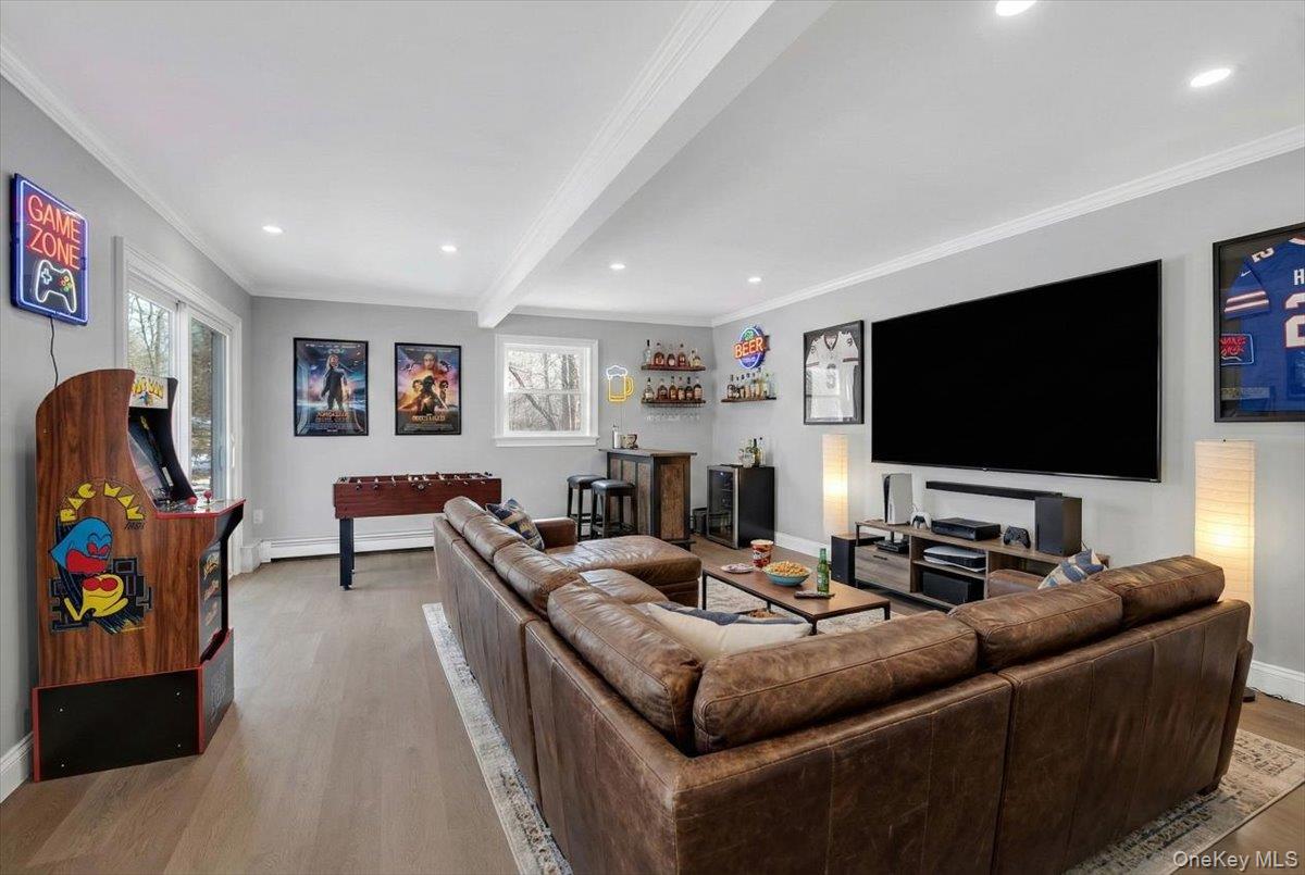 204 Dahlia Drive Out of NYC Mahopac, NY 10541