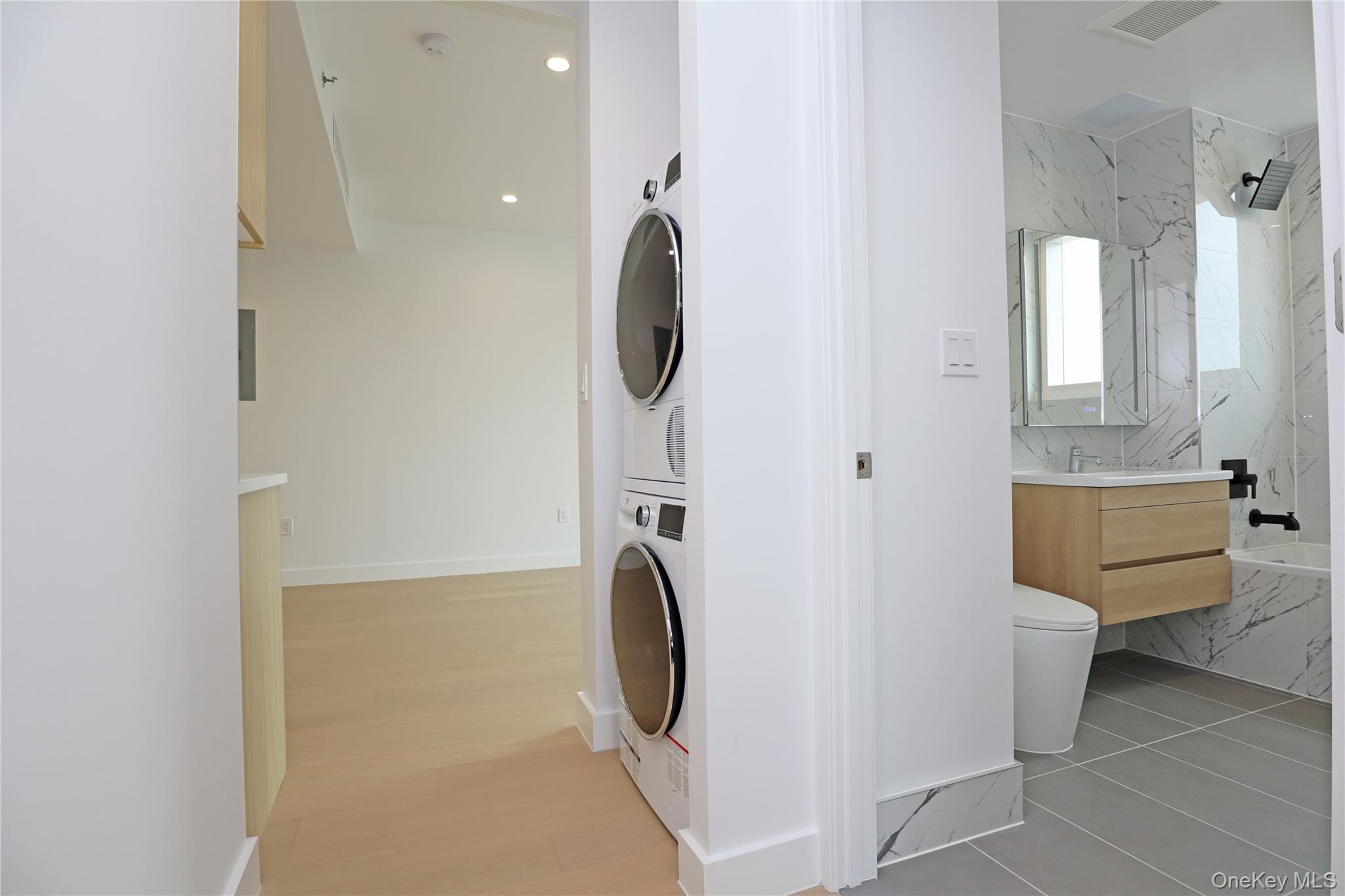 15002 Northern Bloulevard 4-G Flushing Flushing, NY 11354