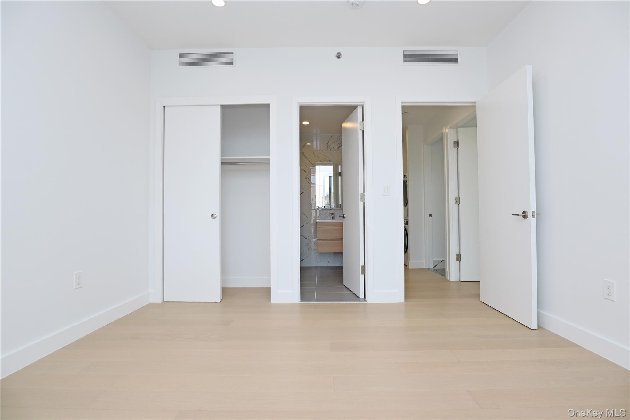 15002 Northern Bloulevard 4-G Flushing Flushing, NY 11354