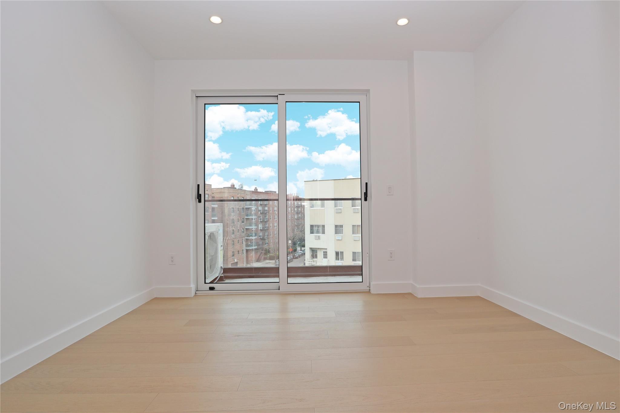 15002 Northern Bloulevard 4-G Flushing Flushing, NY 11354