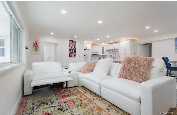 8781 Johnson Street Out of NYC Other, FL 33024