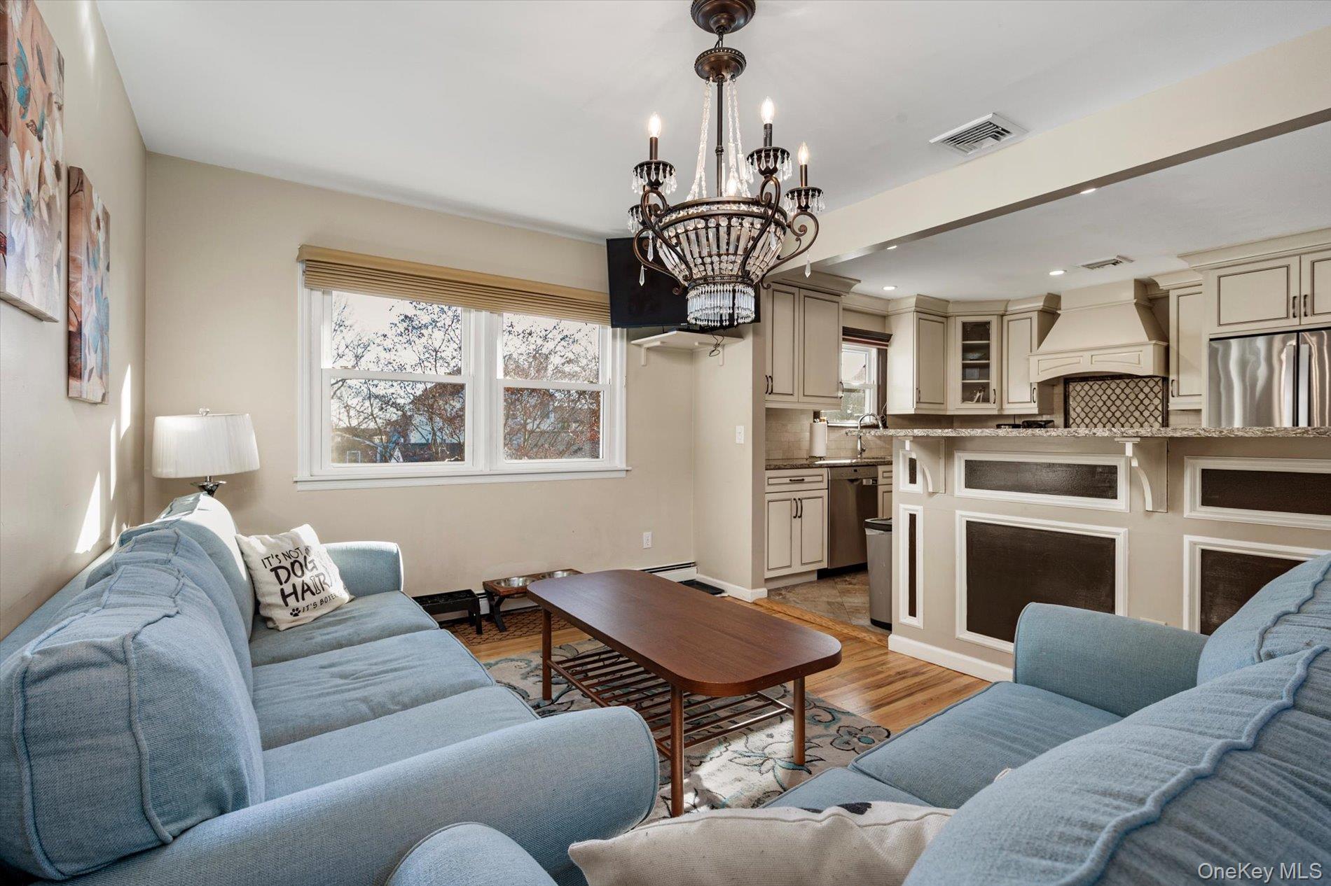 68 Valentine Avenue Huntington Huntington, NY 11743