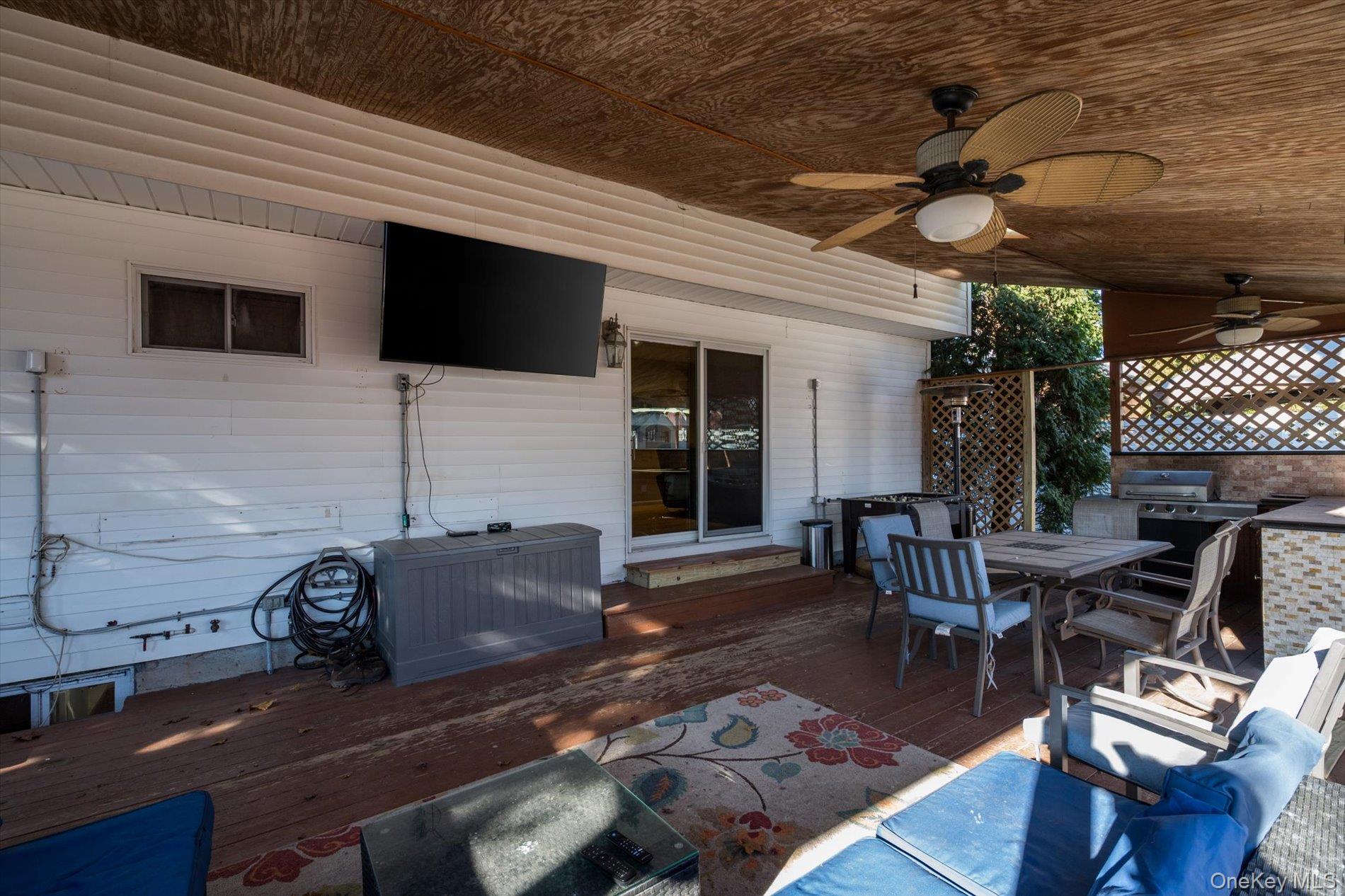 68 Valentine Avenue Huntington Huntington, NY 11743