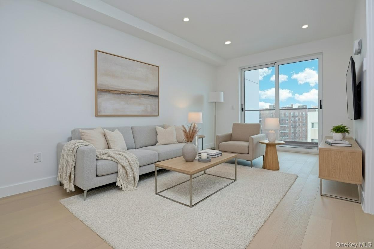 15002 Northern Boulevard 5-H Flushing Flushing, NY 11354