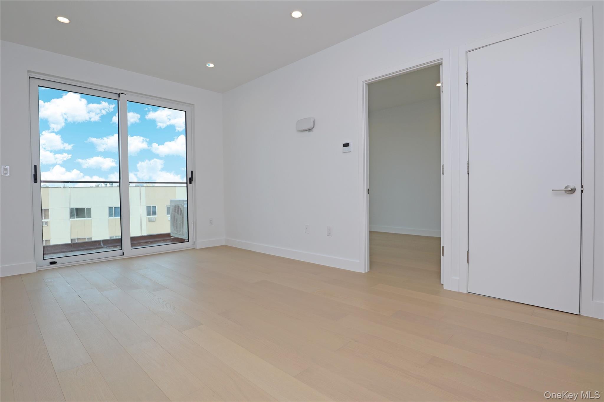 15002 Northern Boulevard 5-H Flushing Flushing, NY 11354