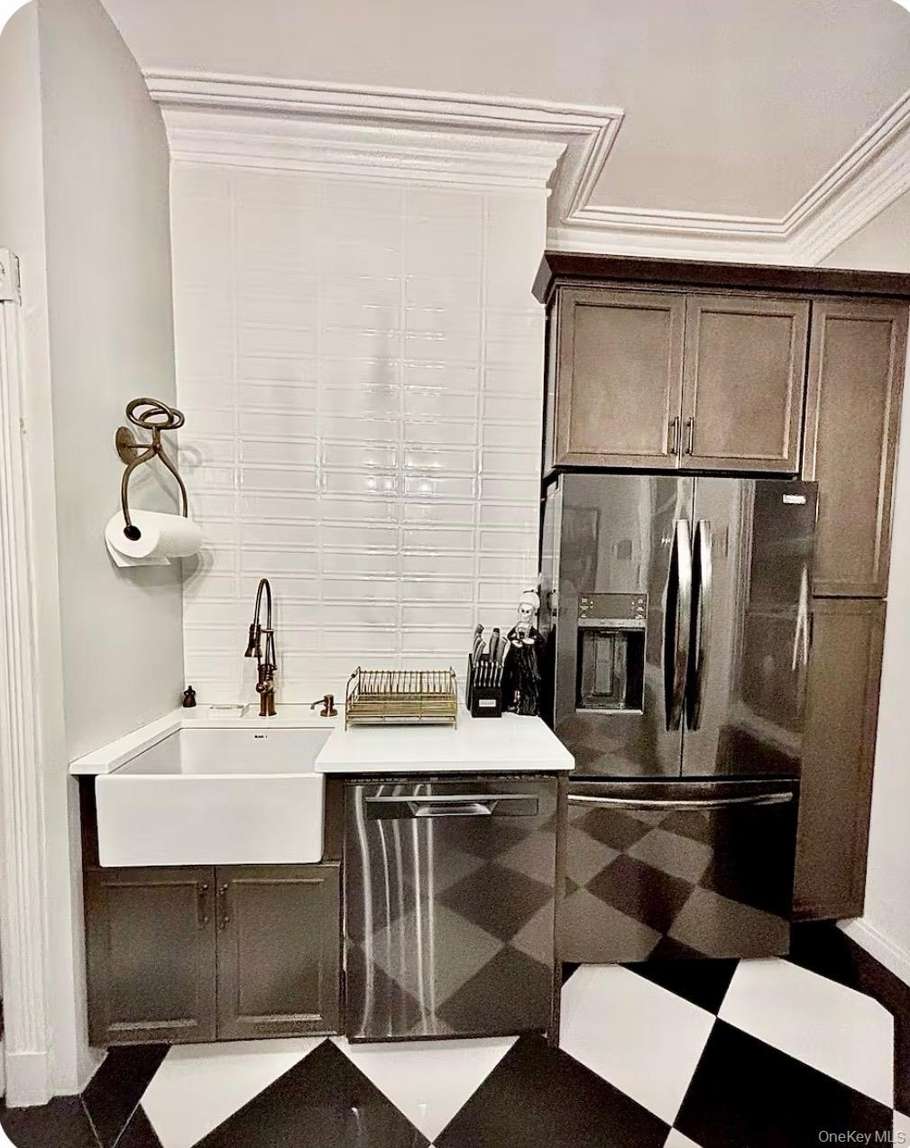 282 163rd Street E Bronx, NY 10451