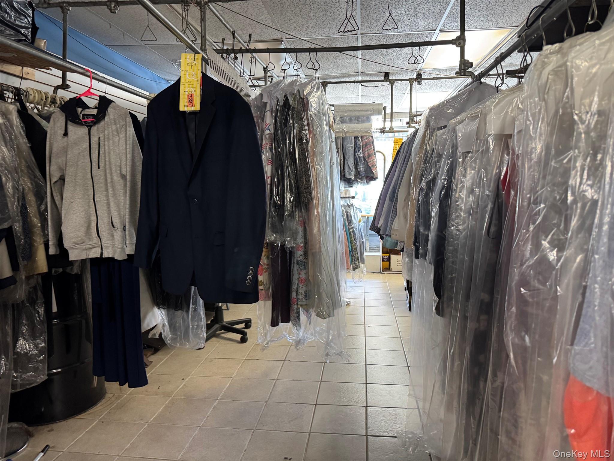 209 Carleton Avenue East Islip East Islip, NY 11730