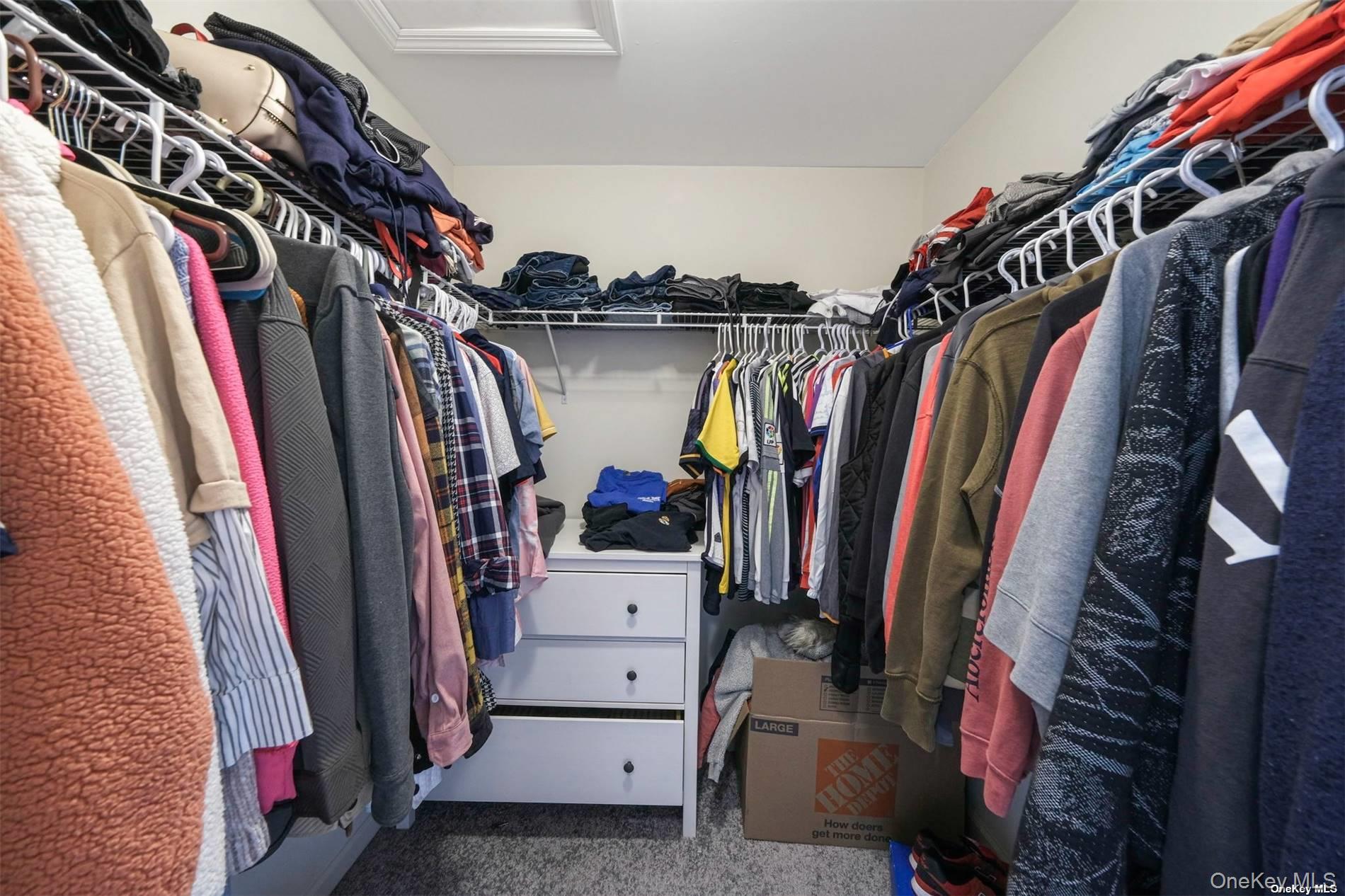 7 Pondview Circle Shirley Shirley, NY 11967