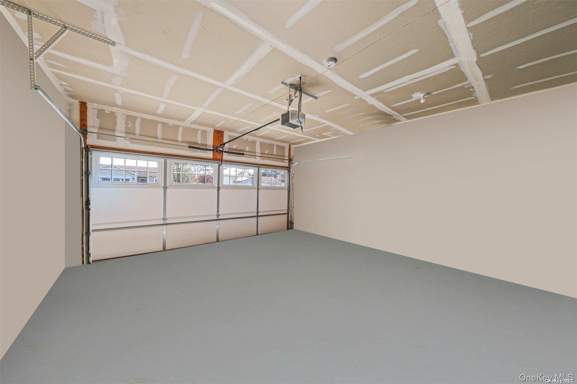 7 Pondview Circle Shirley Shirley, NY 11967