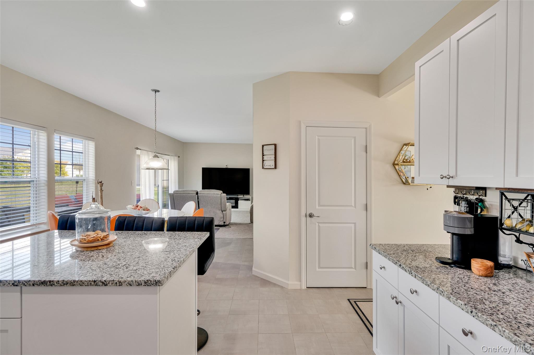 7 Pondview Circle Shirley Shirley, NY 11967